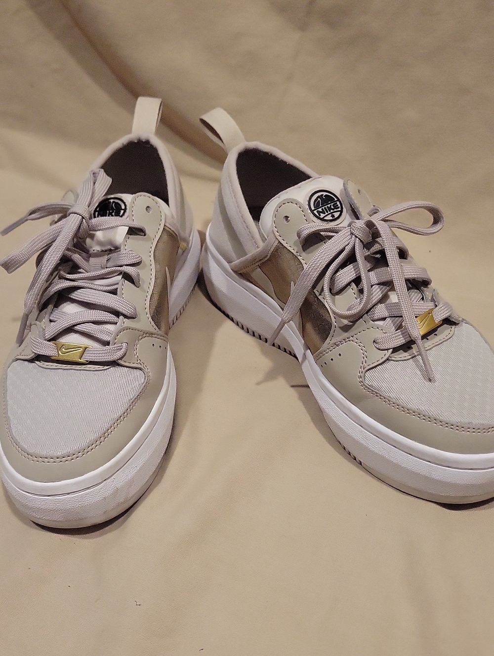 Nike Wmns Court Vision Alta TXT 'Cream' sneakers